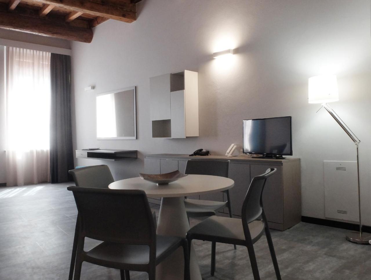 פררה Residence Carlton מראה חיצוני תמונה